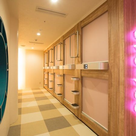 New Japan Lady'S Capsule Hotel Ósaka Exteriér fotografie