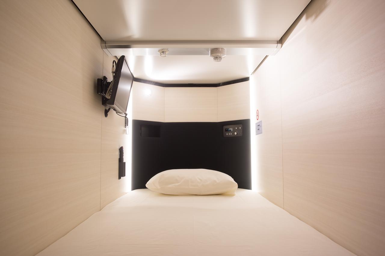 New Japan Lady'S Capsule Hotel Ósaka Exteriér fotografie
